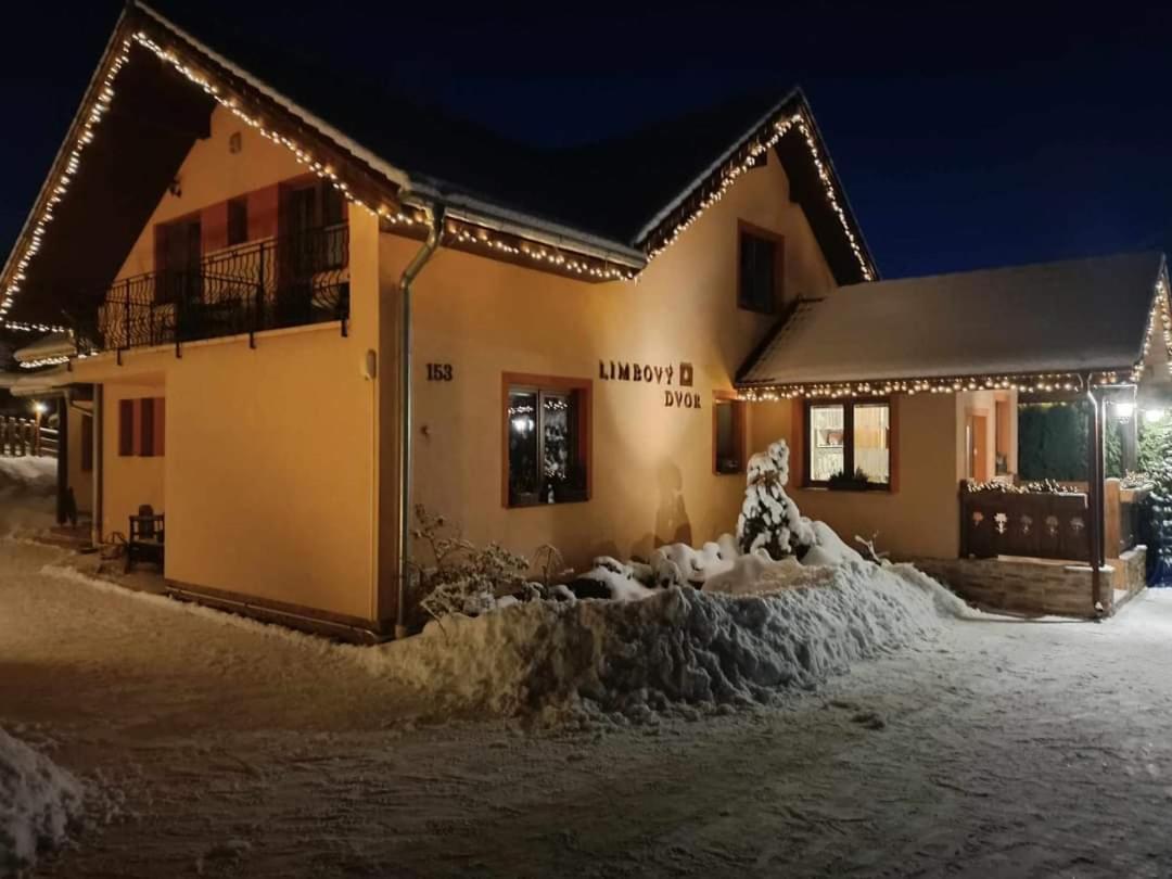 Hotel Pezion Limbovy Dvor Wierzbów Zewnętrze zdjęcie