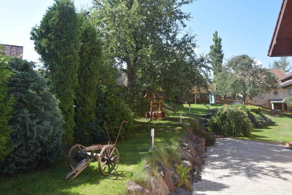 Hotel Pezion Limbovy Dvor Wierzbów Zewnętrze zdjęcie